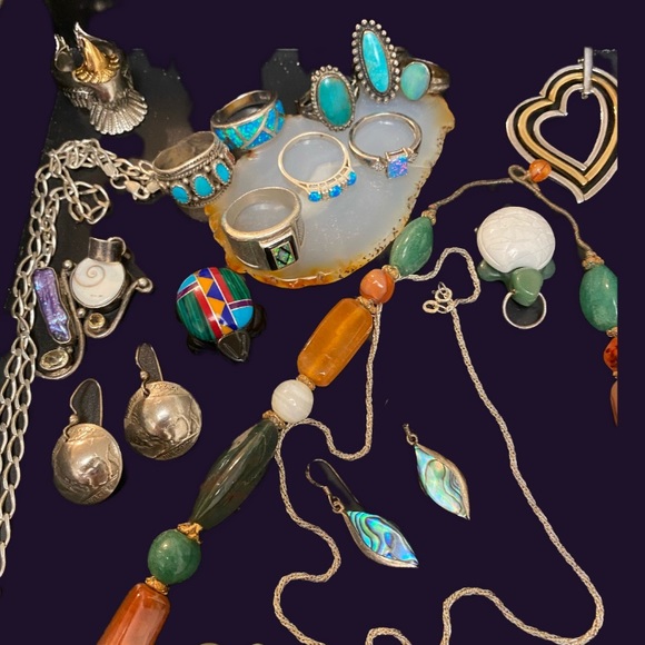 Coming Soon… opal, jade turquoise, many inlaid and designer pieces - Picture 3 of 5